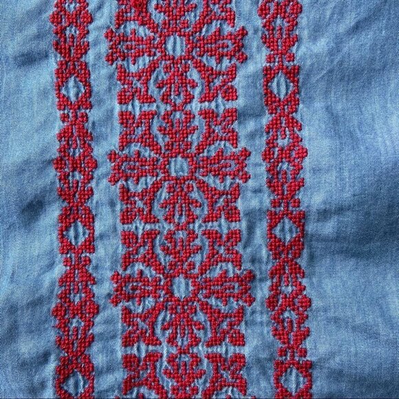 Style & Co Off The Shoulder Voyage Sunwash Chambray Embroidery Dress - Picture 10 of 15